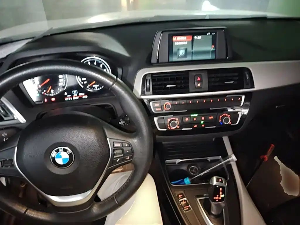 BMW 1 Series 1 2018 118i Lead