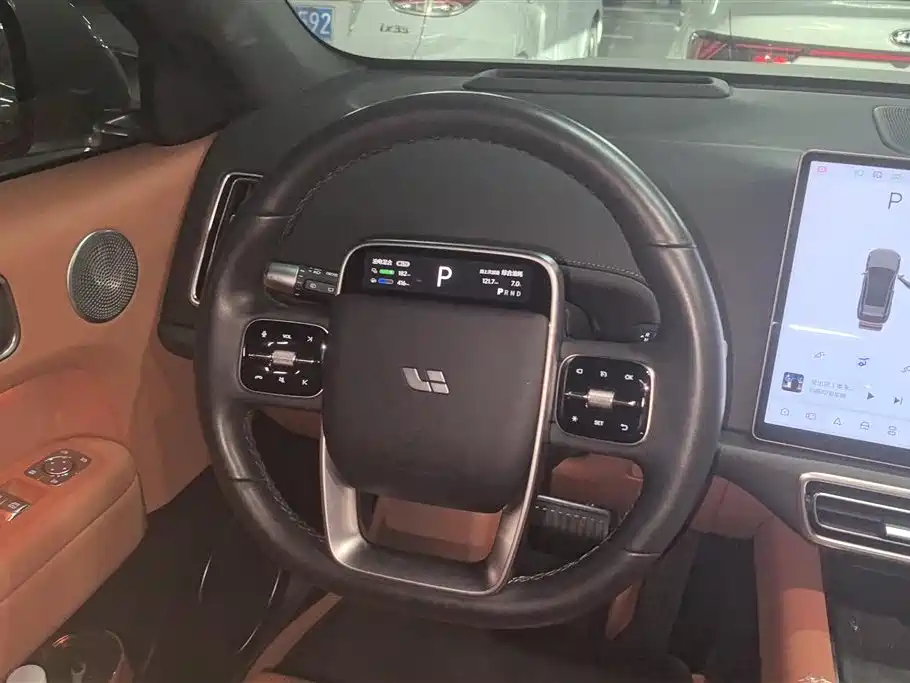 Li Auto IDEAL L6