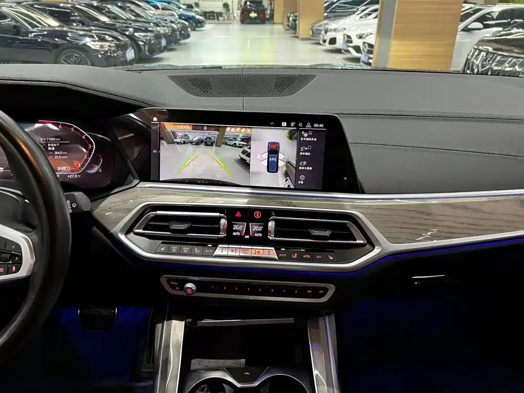 BMW X7 — миниатюра 9