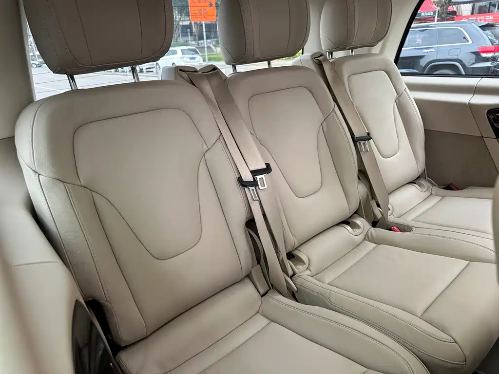 Mercedes-Benz V-Class V 2017 V 260 Luxury