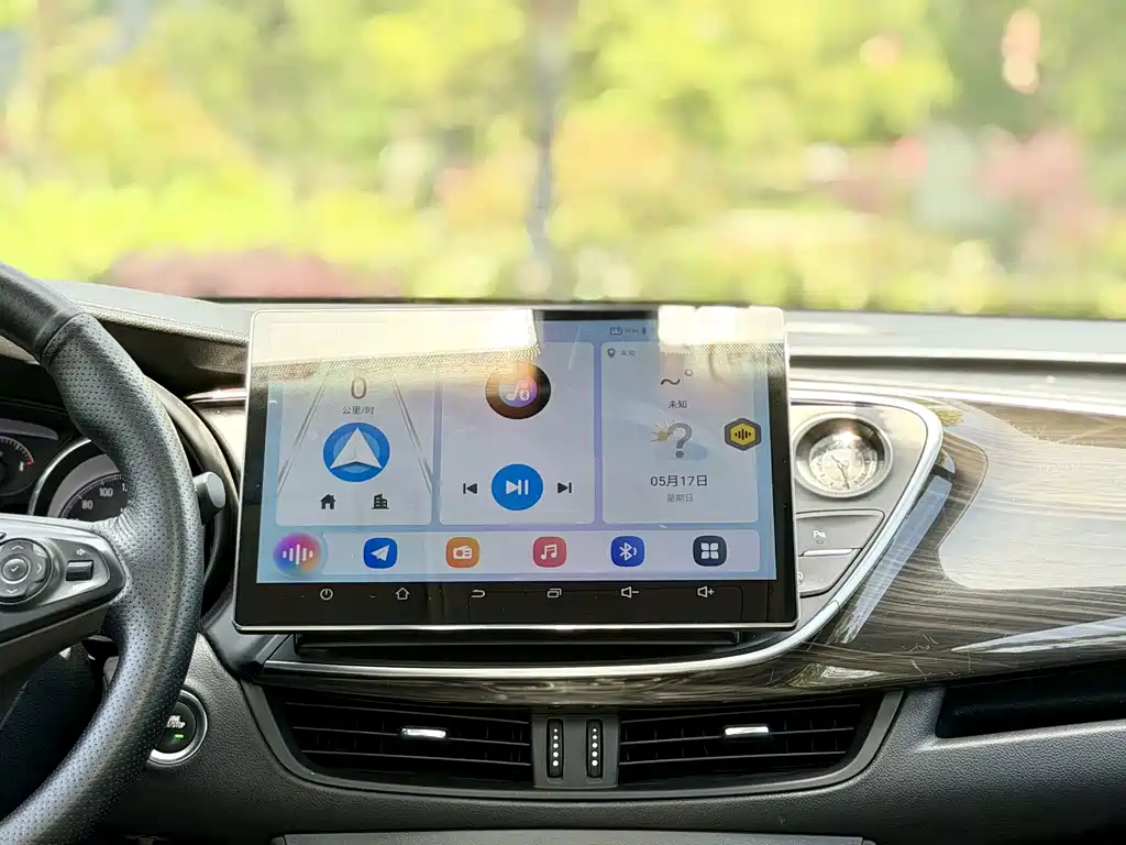 Buick Envision Plus — миниатюра 14