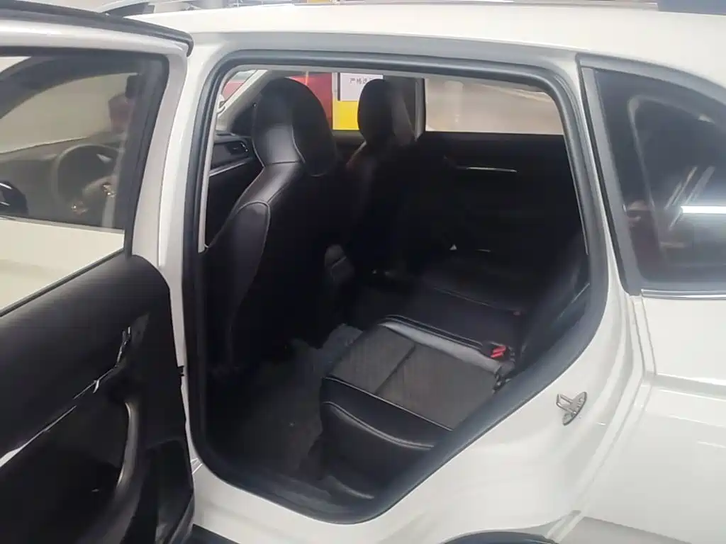 Skoda Kamiq — миниатюра 17