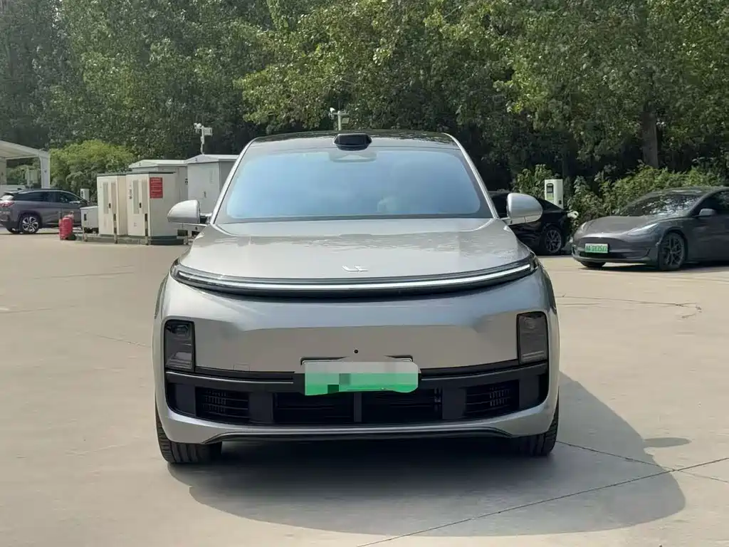 Li Auto Li L9 — миниатюра 2