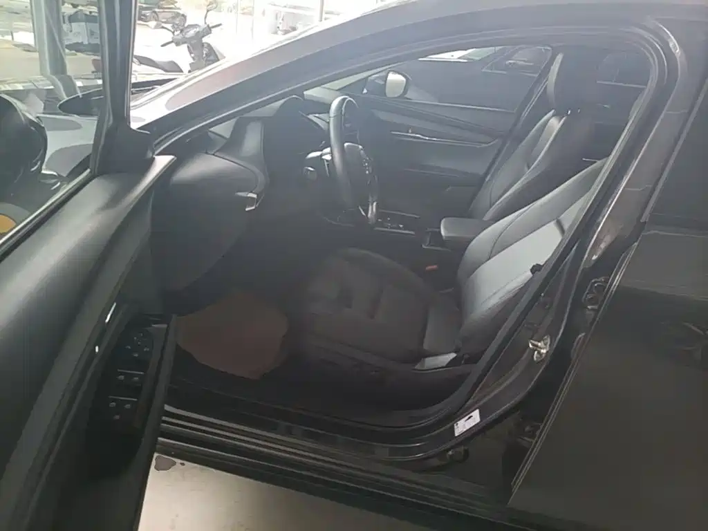 Mazda 3 Axela — миниатюра 16