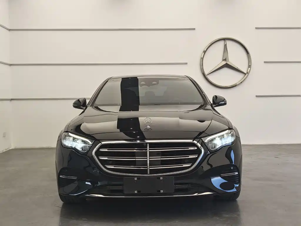 Mercedes-Benz E-Class E 2024 E 300 L Fashion