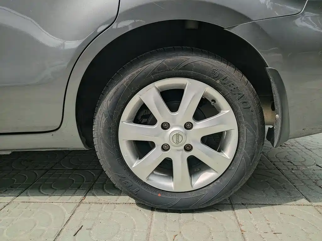 Nissan Livina — миниатюра 16