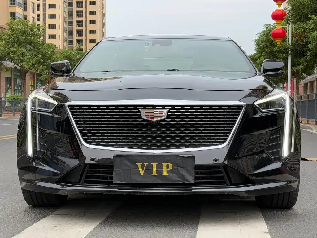CADILLAC CT6