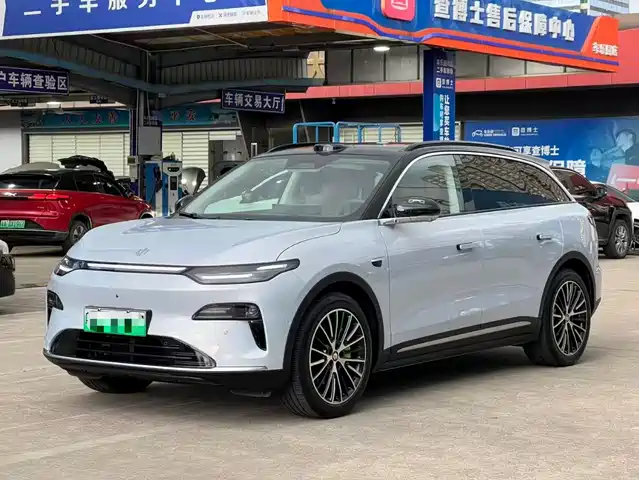 2025 Leapmotor C11