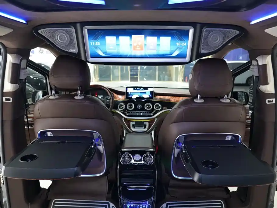 Mercedes-Benz Vito 2023 — фото 10