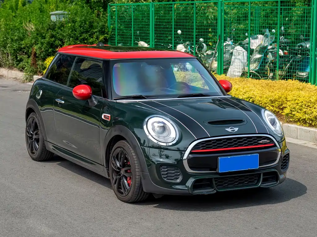 Mini JCW 2017 2.0T JOHN COOPER WORKS