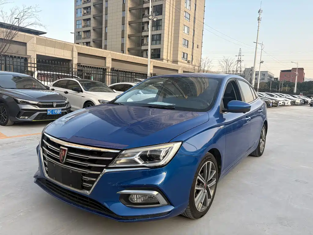Купить Roewe i5
