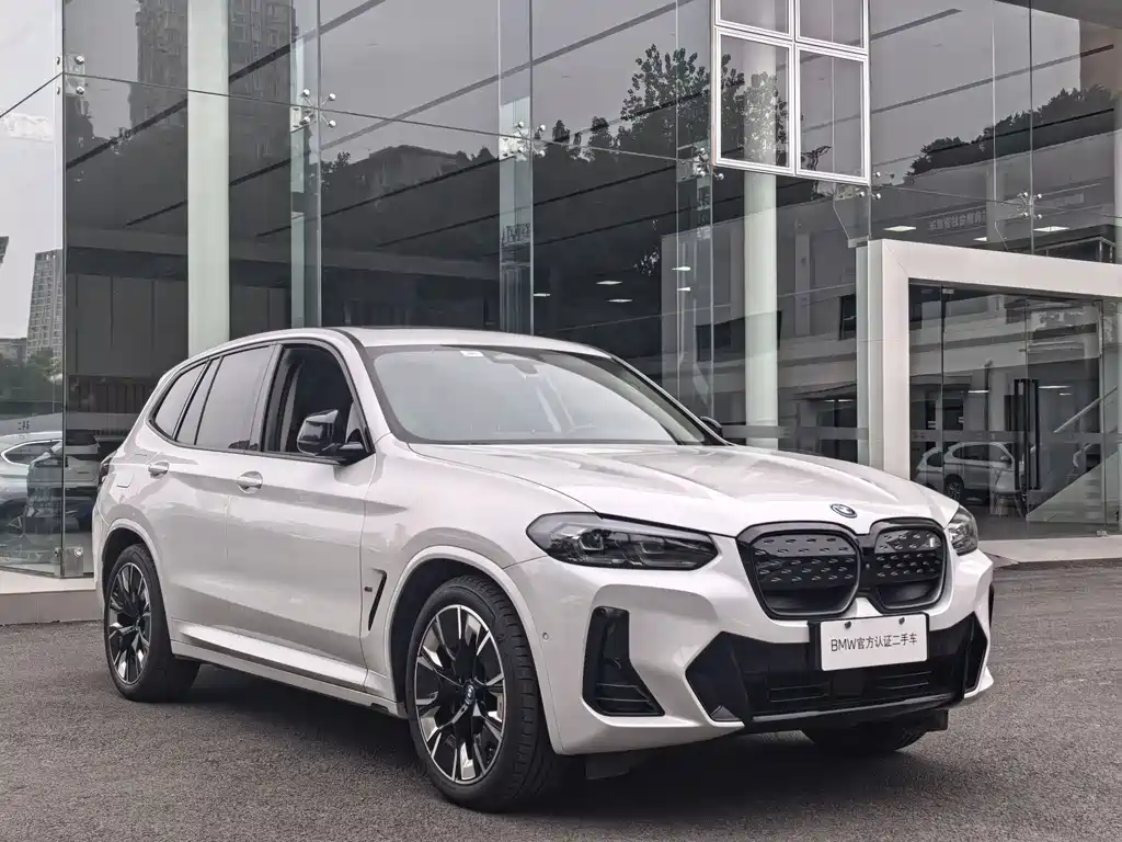 BMW iX3 — миниатюра 3
