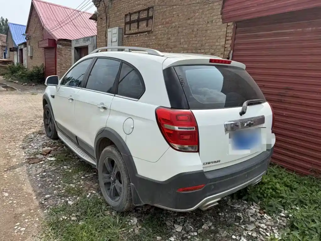 Chevrolet Captiva — миниатюра 4