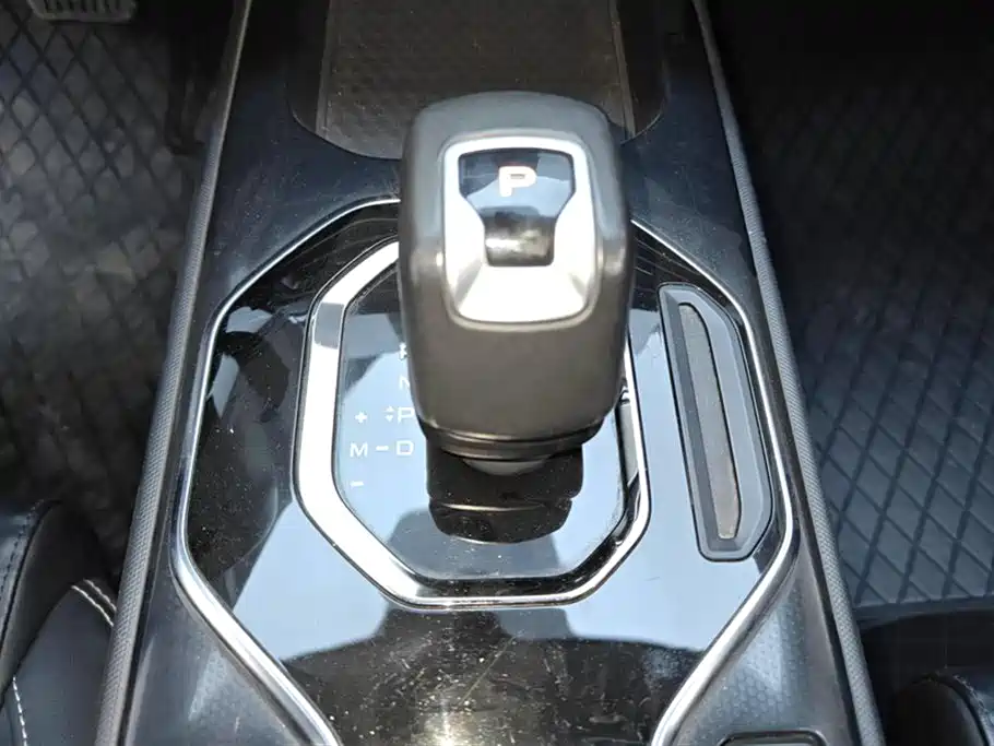 GEELY AUTOMOBILE GEELY ICON