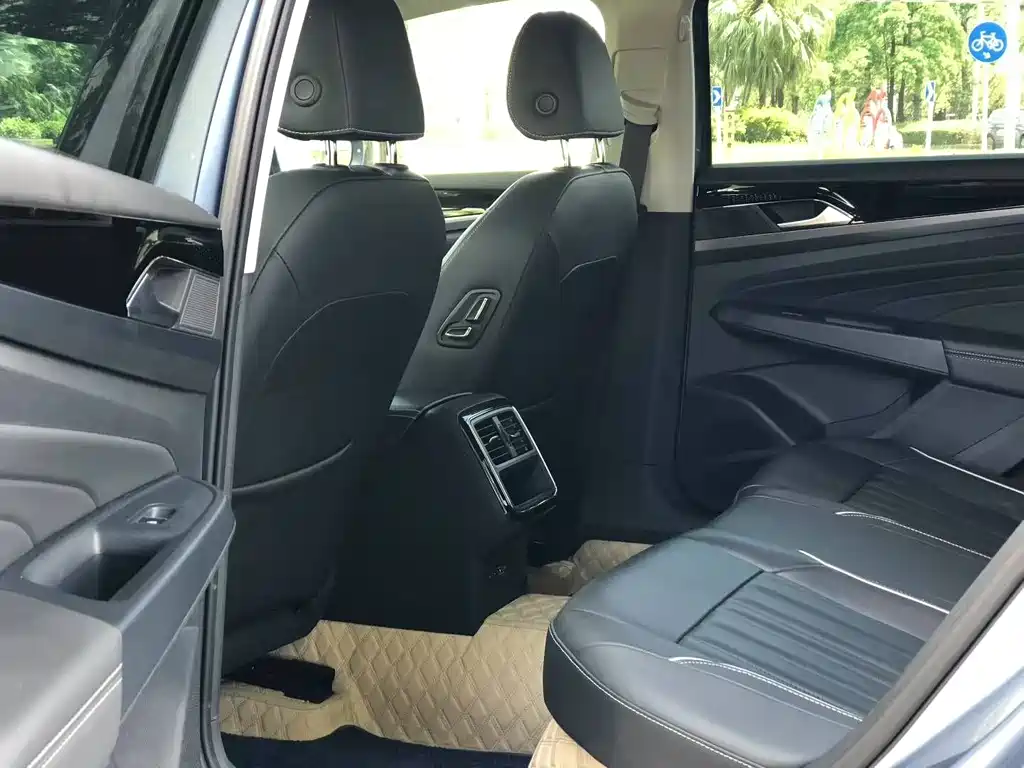 Volkswagen Passat — миниатюра 9