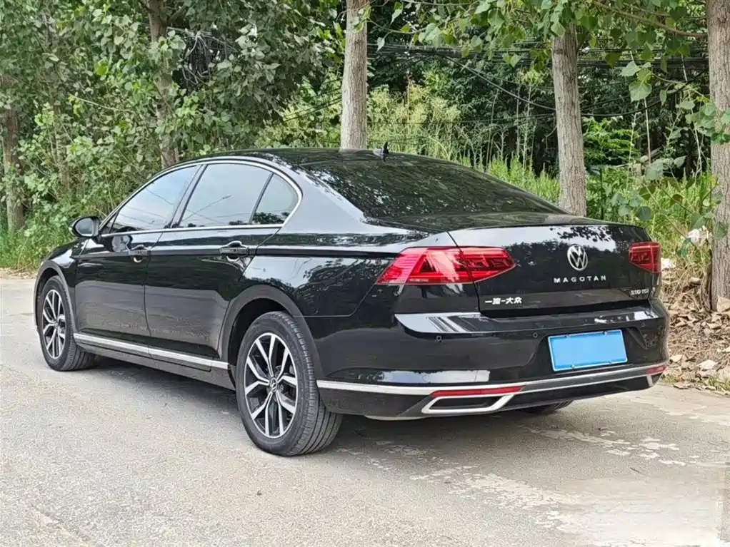 Volkswagen Magotan 2021 330TSI DSG 30