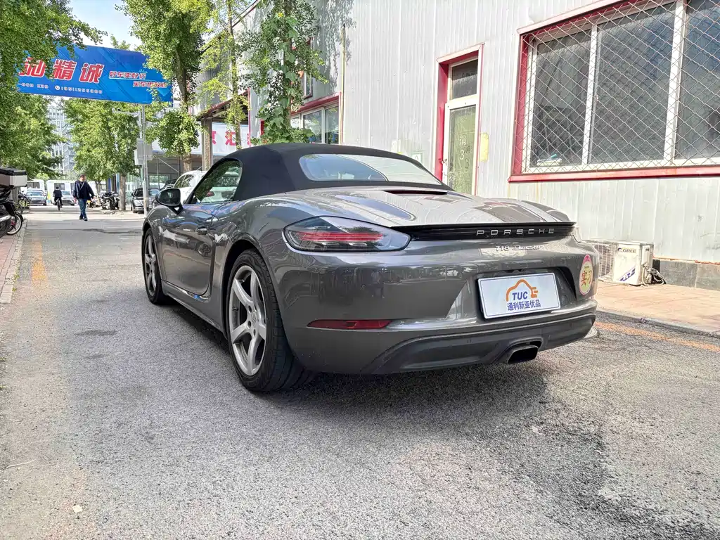 Porsche 718 2018 Boxster 2.0T
