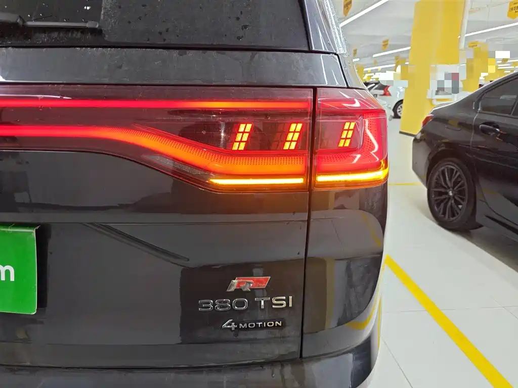 Volkswagen Viloran 2023 380TSI Luxury Pro 6 мест