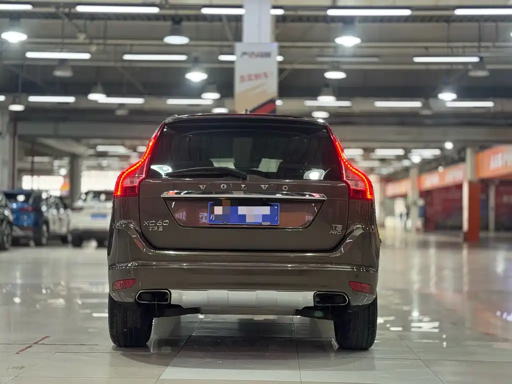 Volvo XC60 T5 AWD Smart Vision Edition, фото 4