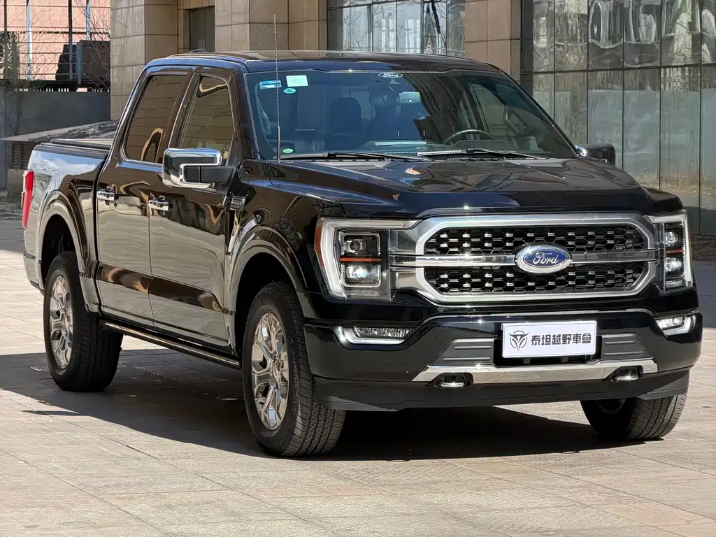 Ford F-150 Raptor 2023