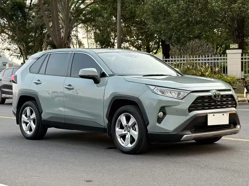 TOYOTA RAV4 RONGFANG