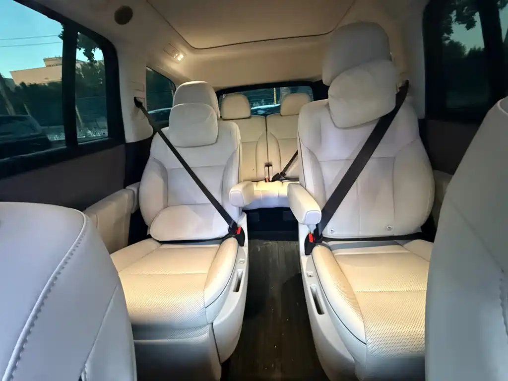 Li Auto Li i8 — миниатюра 6