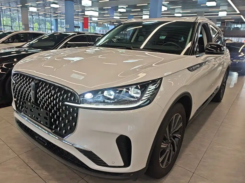 Lincoln Aviator — миниатюра 2