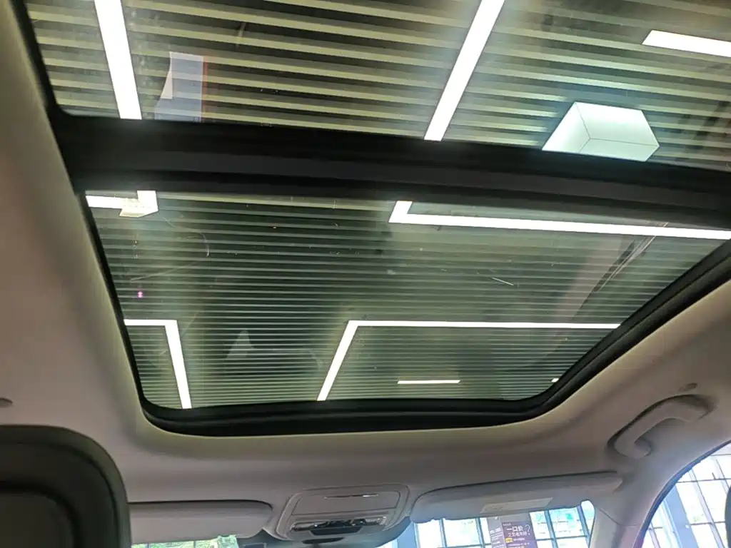 Lincoln Aviator — миниатюра 18