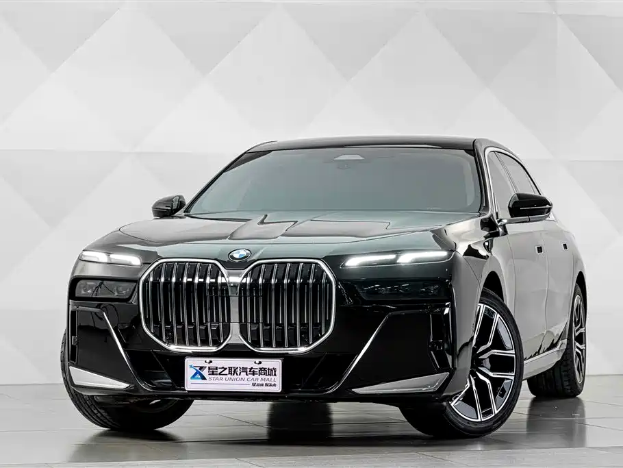 BMW 7 Series — миниатюра 2