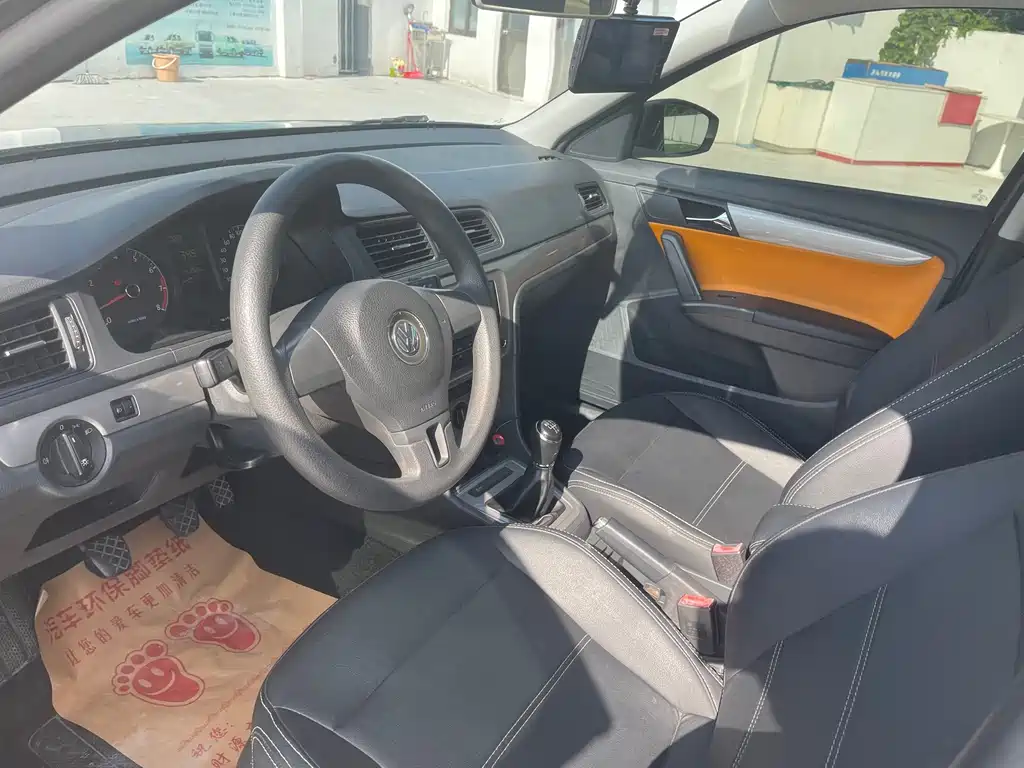 Volkswagen Lavida — миниатюра 3