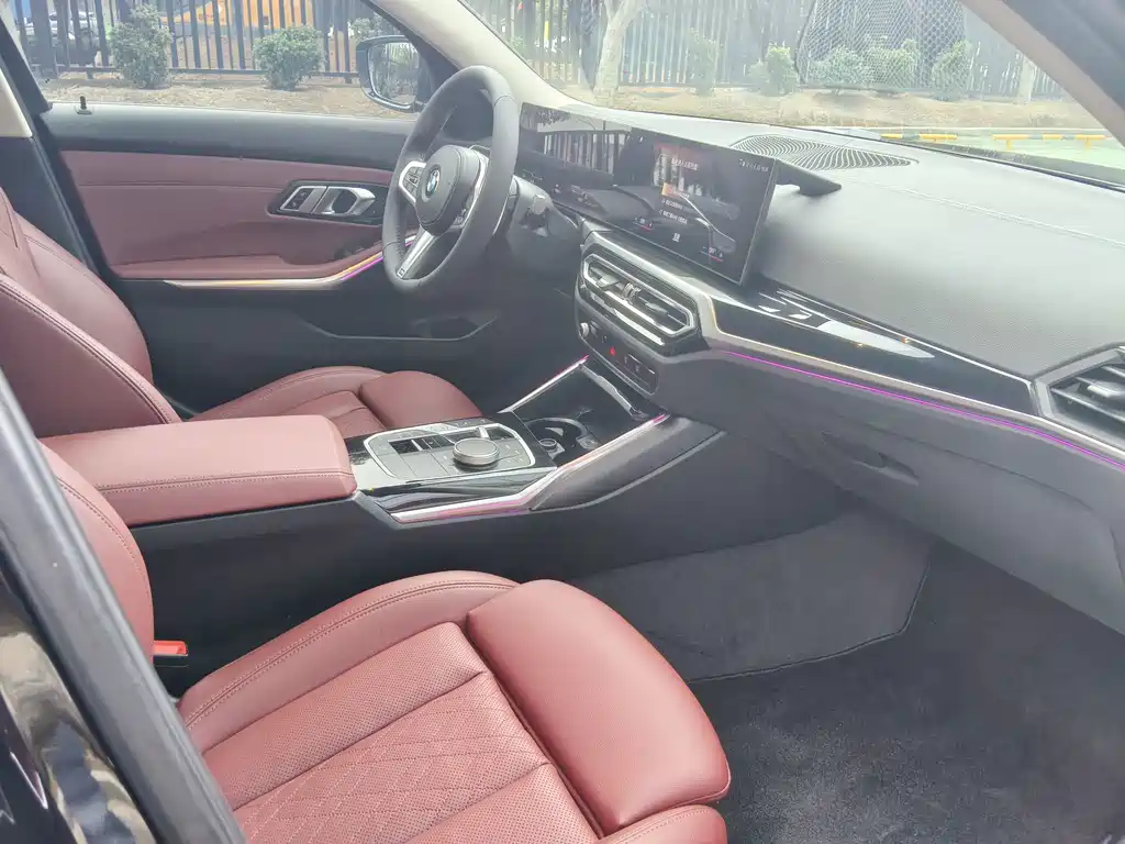 BMW 3 Series — миниатюра 7