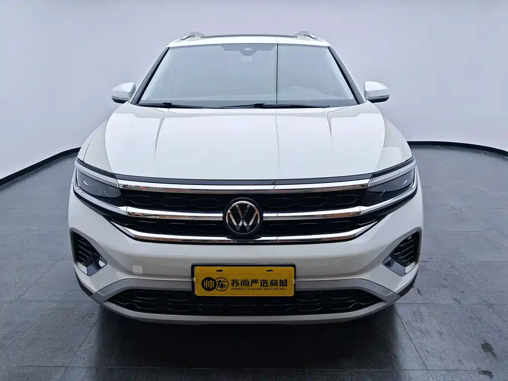 Volkswagen Viloran 2022 380TSI Luxury Pro 6 мест