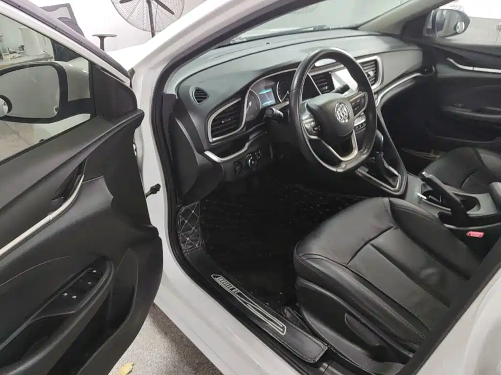 Buick Excelle — миниатюра 16
