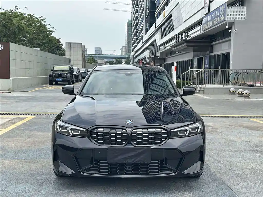 BMW 3 Series 2024
