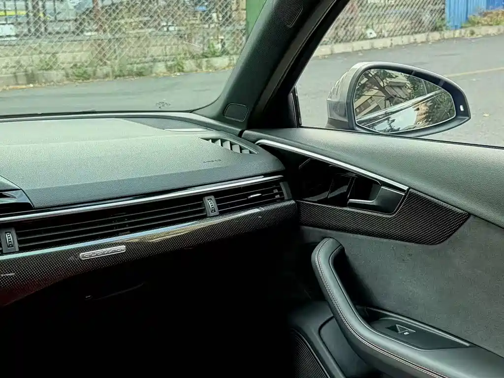 Audi S4 — миниатюра 12