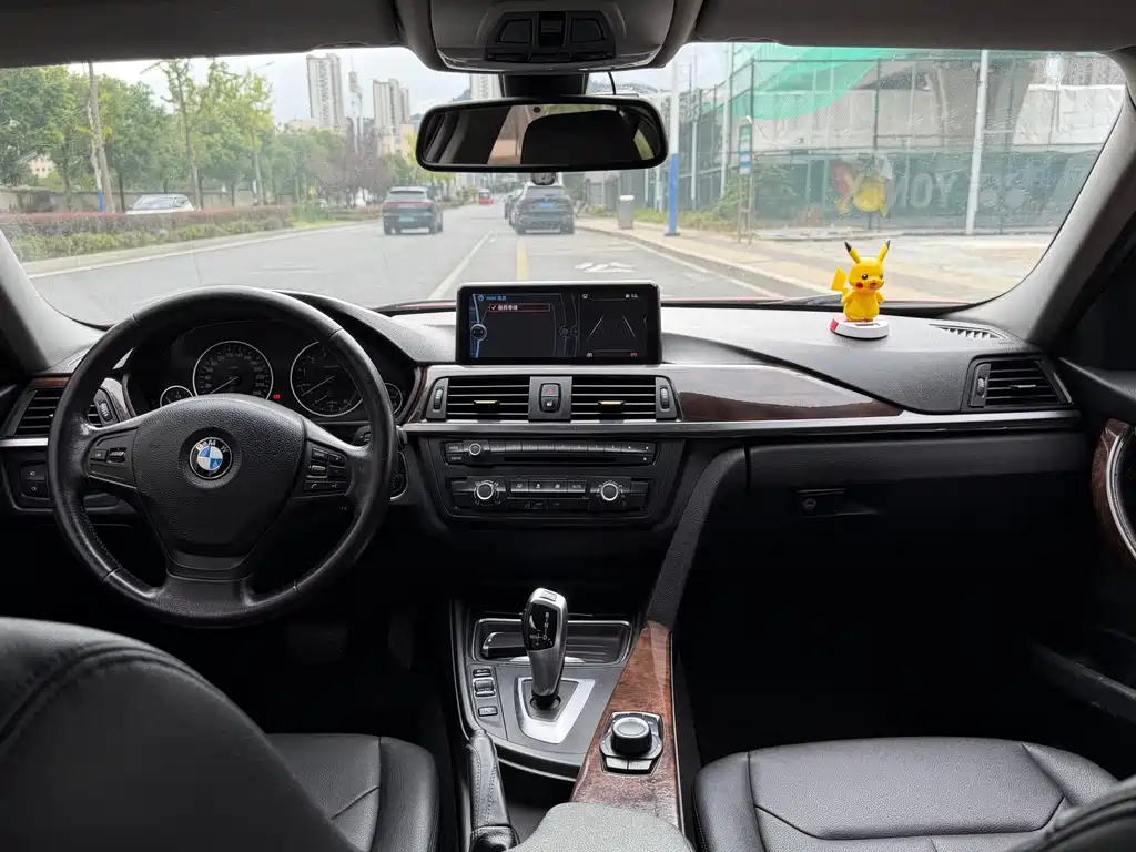 BMW 3 Series — миниатюра 12