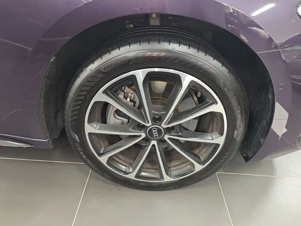 Audi A5L — миниатюра 12
