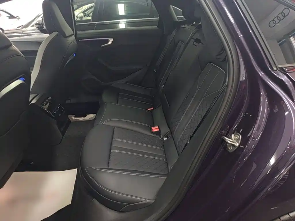 Audi A5L — миниатюра 22