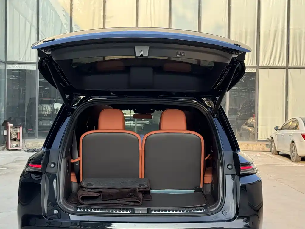 Li Auto Li L8 — миниатюра 18