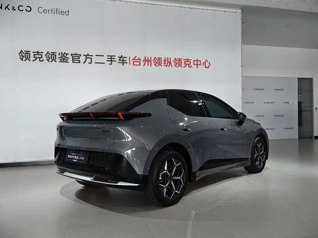 Lynk & Co 20 — миниатюра 6