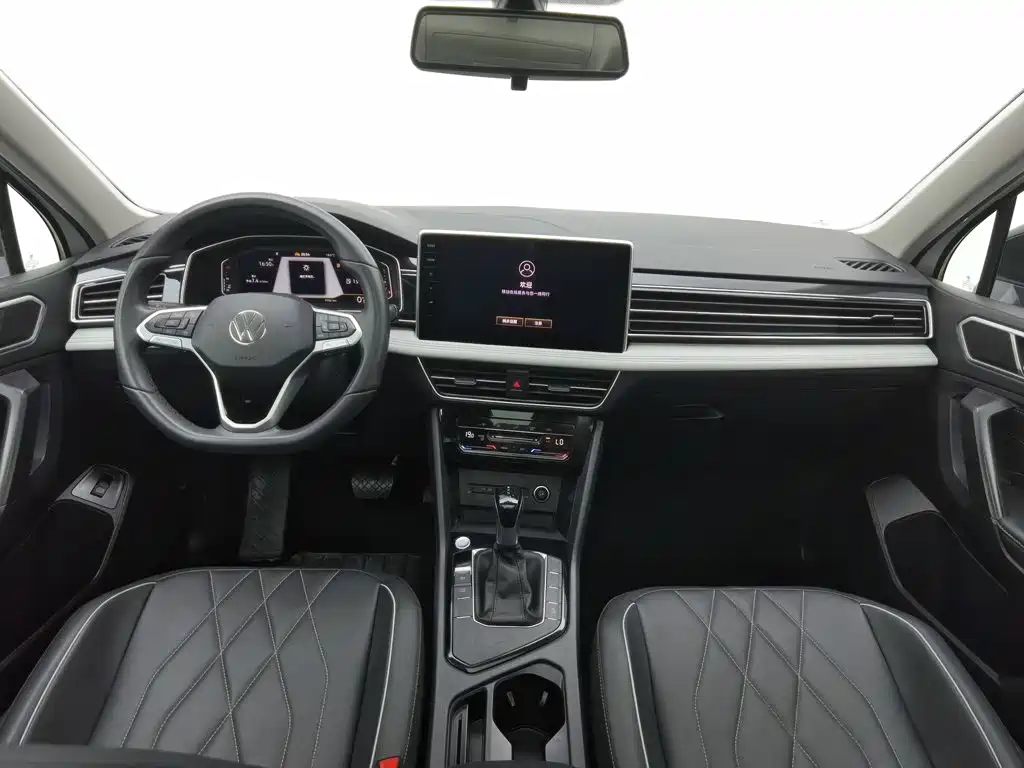 Volkswagen Tiguan L — миниатюра 5