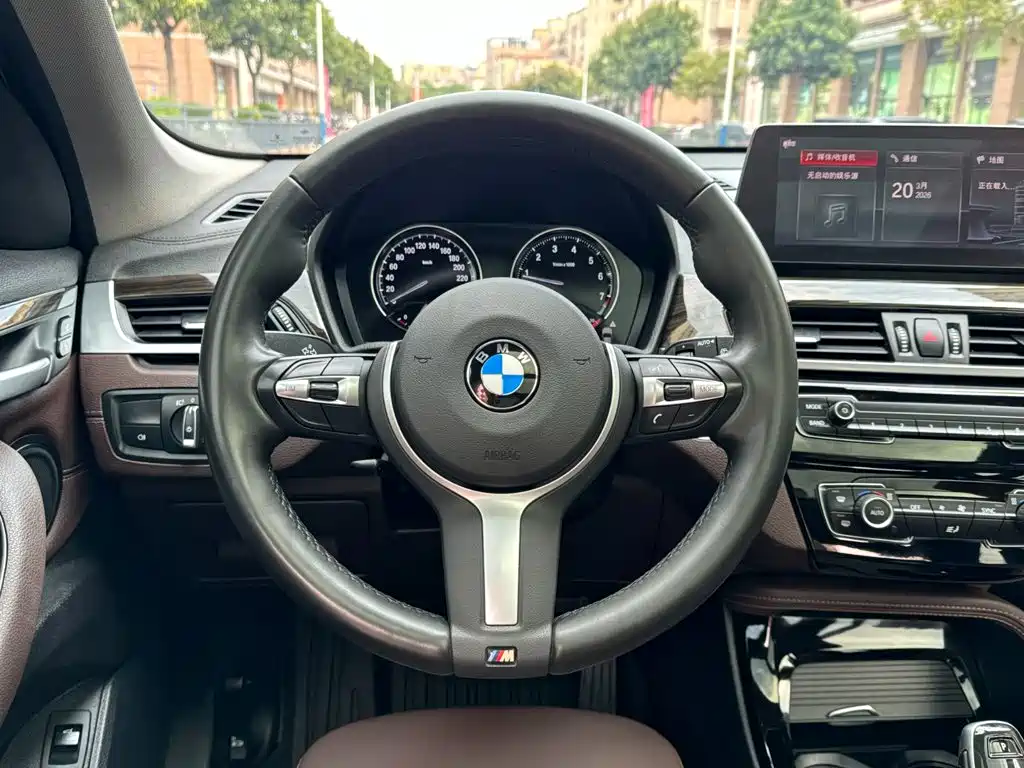 BMW X1 — миниатюра 17