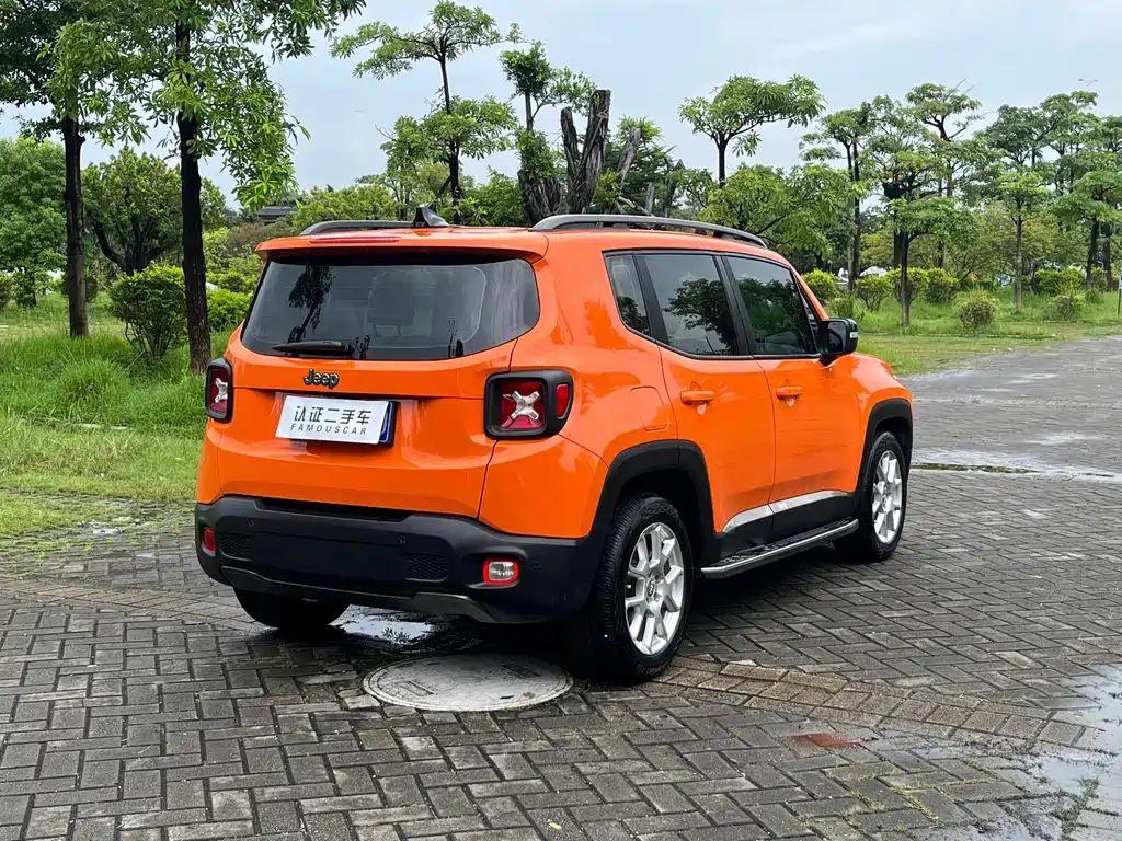 Jeep Renegade — миниатюра 4