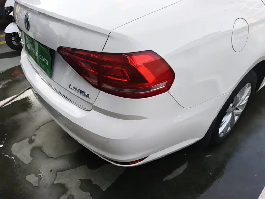 Volkswagen Lavida — миниатюра 8