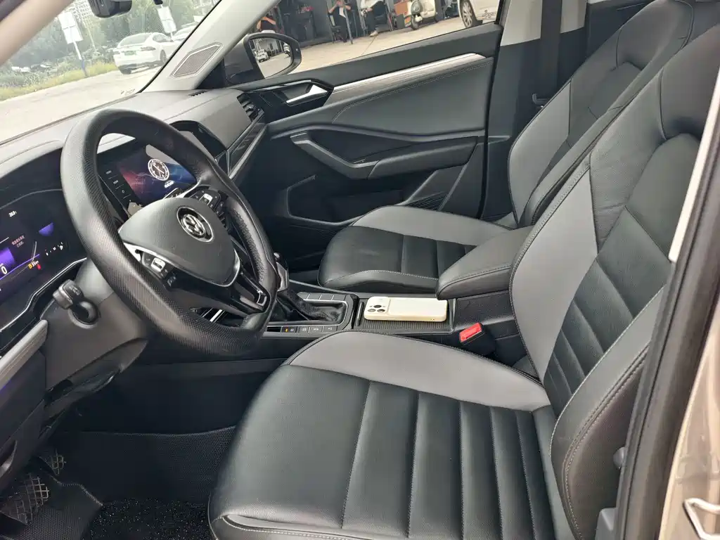 Volkswagen Sagitar — миниатюра 15