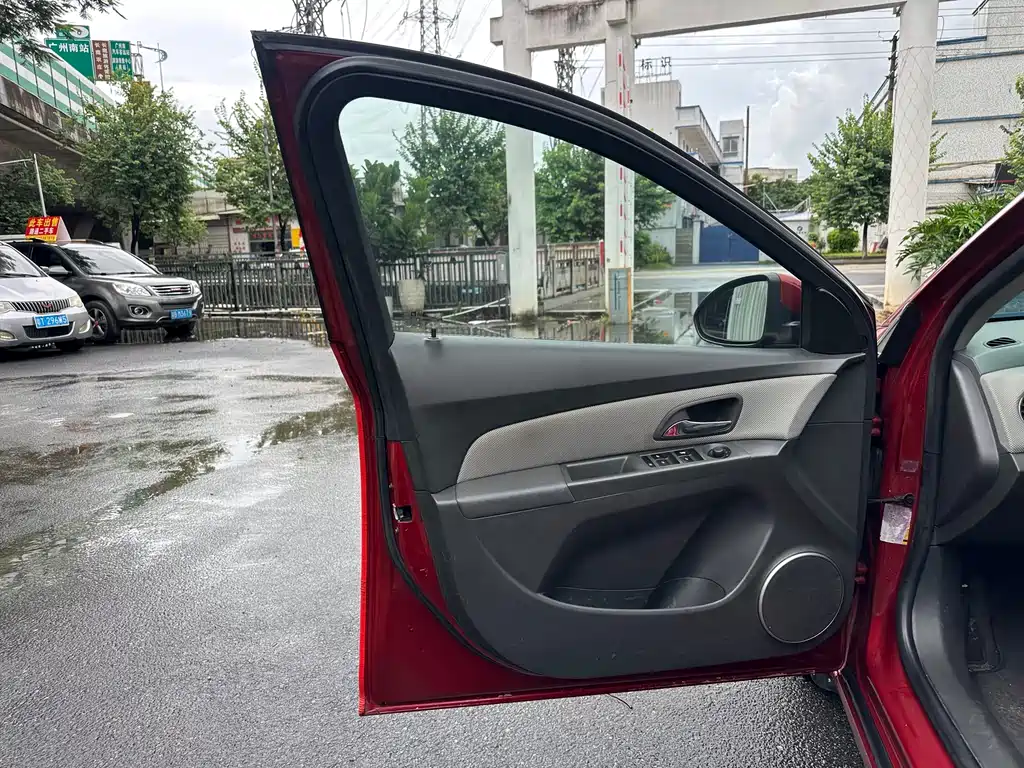 Chevrolet Cruze 2013 1.6L SL MT