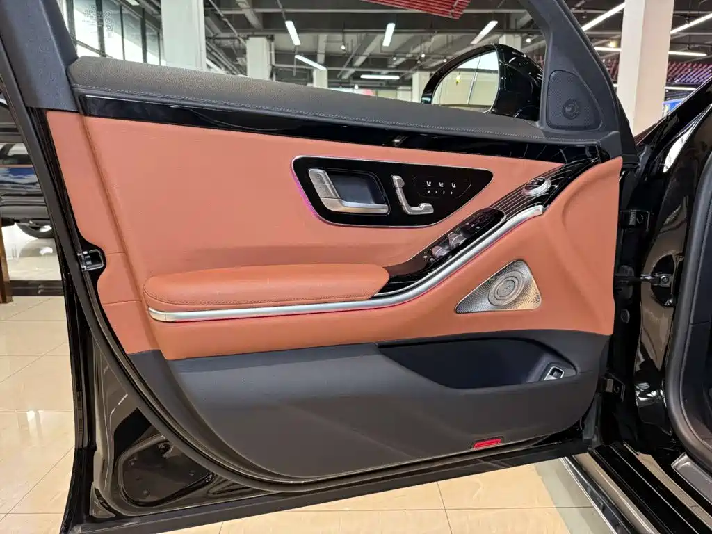 Mercedes-Benz S-Class — миниатюра 25