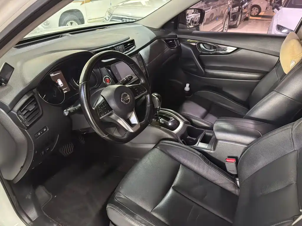 Nissan X-Trail — миниатюра 2
