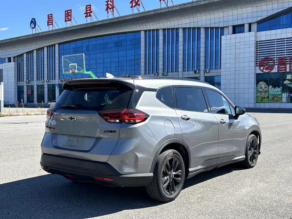 Chevrolet Volando — миниатюра 6