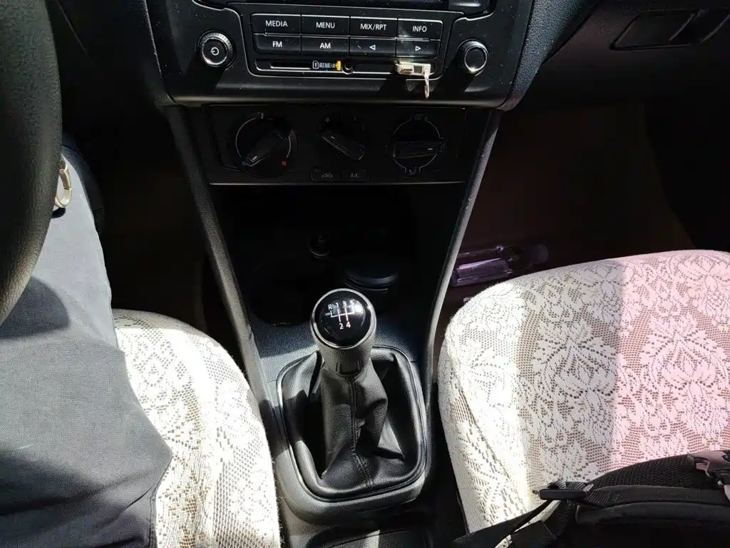 Volkswagen Polo — миниатюра 7